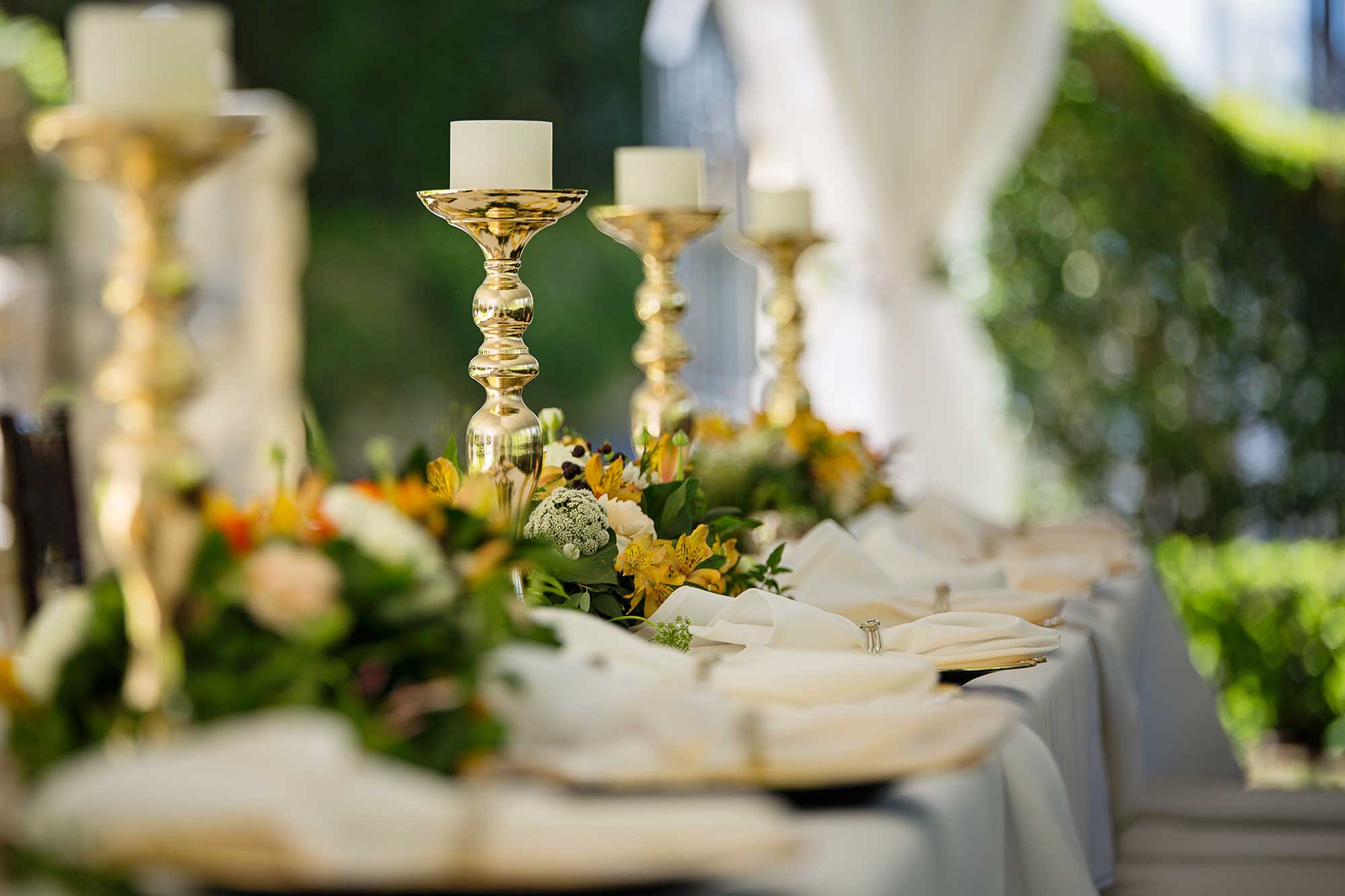 table setting, gold, candlesticks, party, opulence